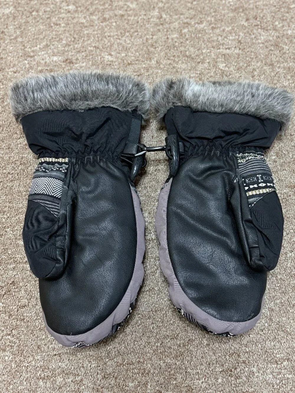 Dakine Size M Women's Mitten